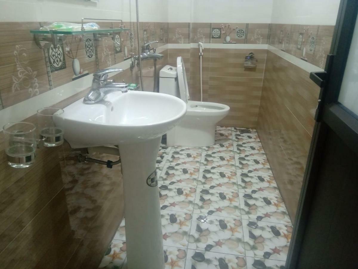 Linh Linh Homestay Нин Бин Екстериор снимка