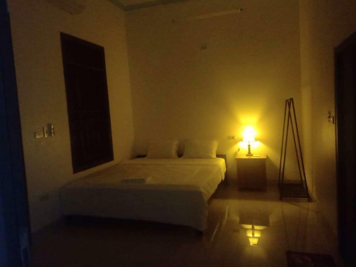 Linh Linh Homestay Нин Бин Екстериор снимка