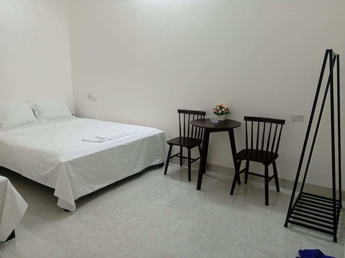 Linh Linh Homestay Нин Бин Екстериор снимка