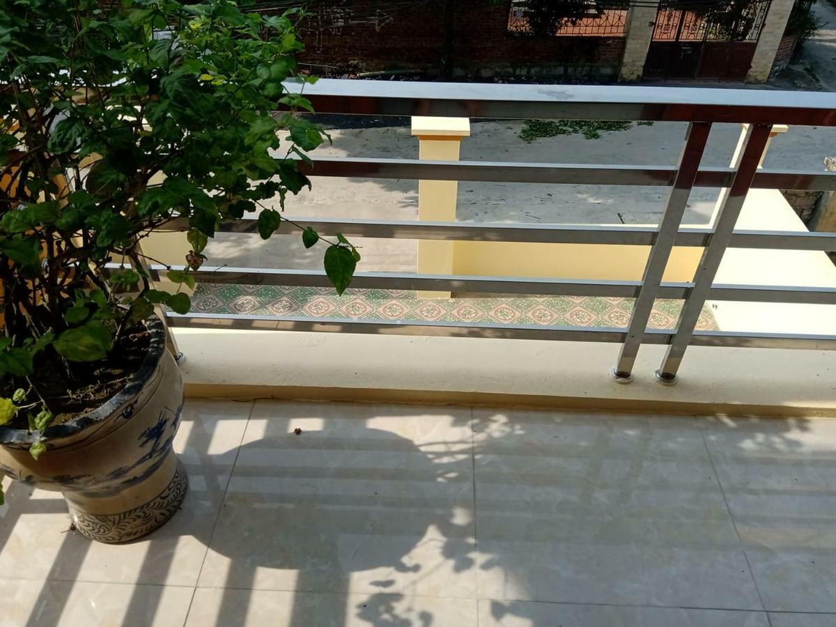Linh Linh Homestay Нин Бин Екстериор снимка